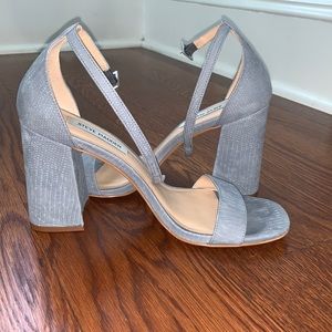 STEVE MADDEN DILLON BLUE HEELS